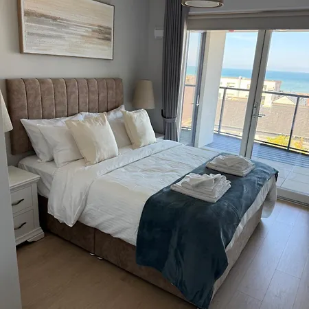 Apartment The International Seafront *