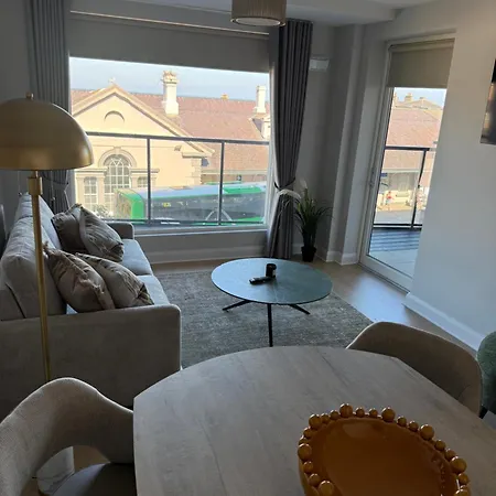 The International Seafront Apartment Bray