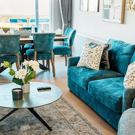 Apartment The International Seafront Bray