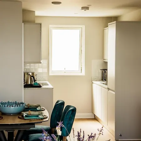 The International Seafront Apartment