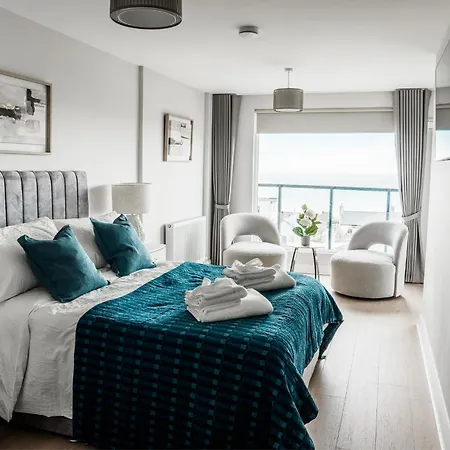 Apartment The International Seafront *